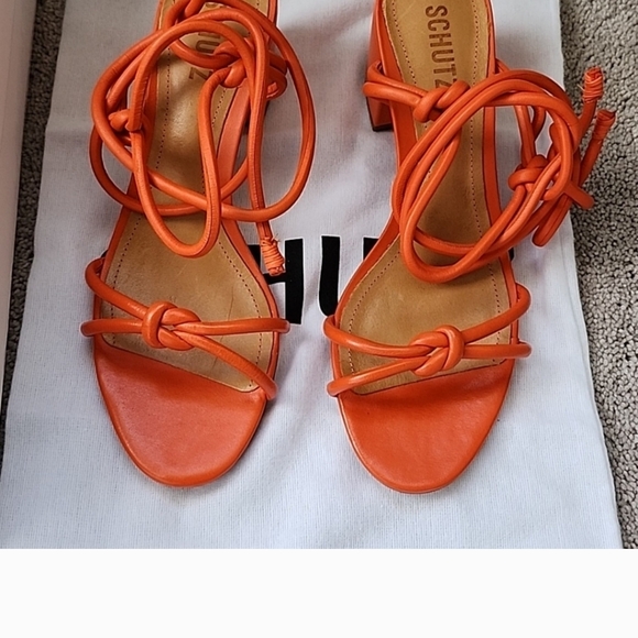SCHUTZ Evereve New in Box Binky Mid Strappy Heel Sandal in Orange // 7.5 - Picture 4 of 6